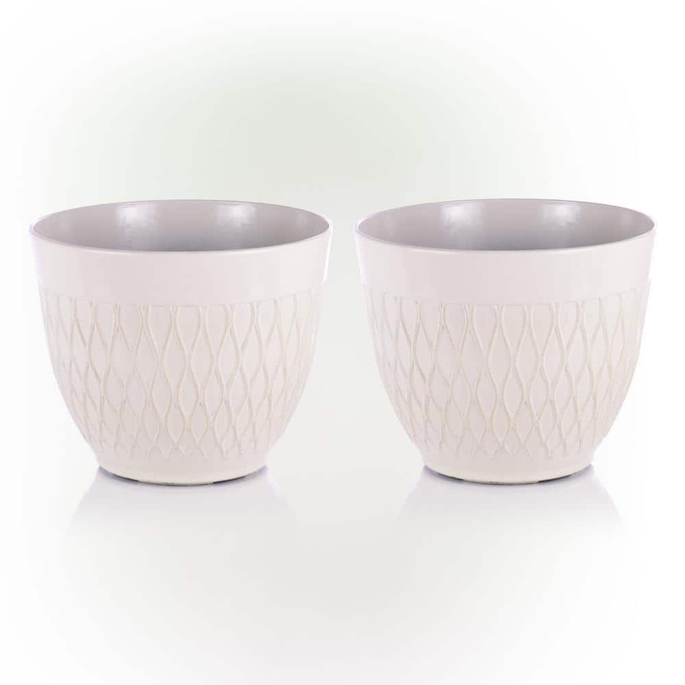 Set of 2 Resin Indoor/Outdoor Planters White - Alpine Corporation