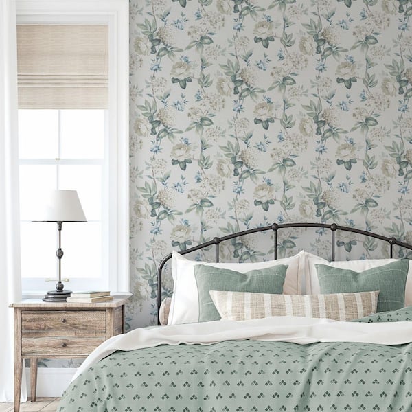 Atley Light Green Floral Wallpaper Sample