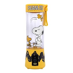 Peanuts 'Snoopy and Woodstock' Yellow 15 oz. Single-Speed Portable, Rechargeable Blender