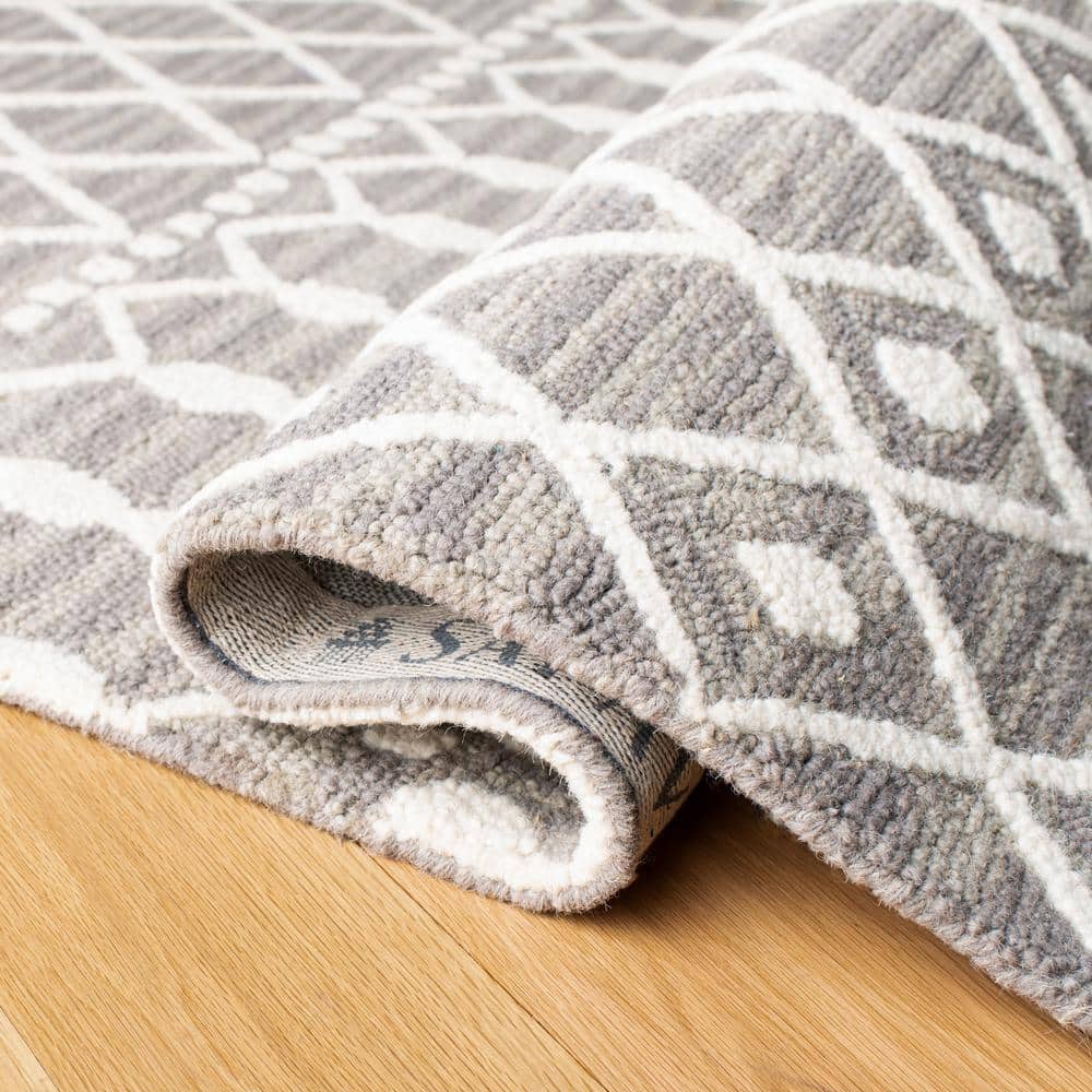 Grey Ivory Hand Tufted Wool Floral Area Rug