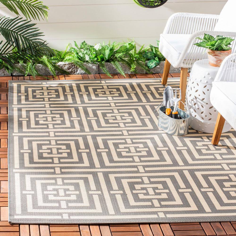 Gray Geometric Low Pile Synthetic Outdoor Rug