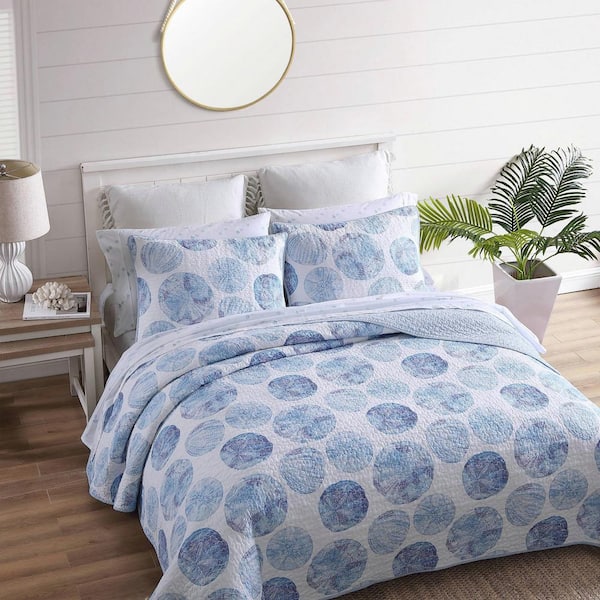 Tommy Bahama Ocean Isle Blue Cotton Reversible Quilt Set - Full - Queen