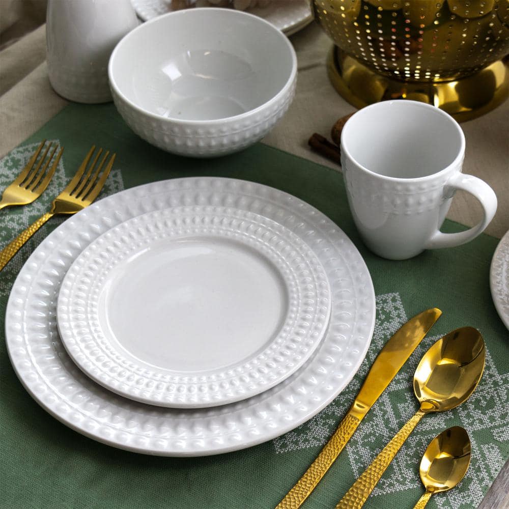 White Porcelain 16-Piece Round Dinnerware Set