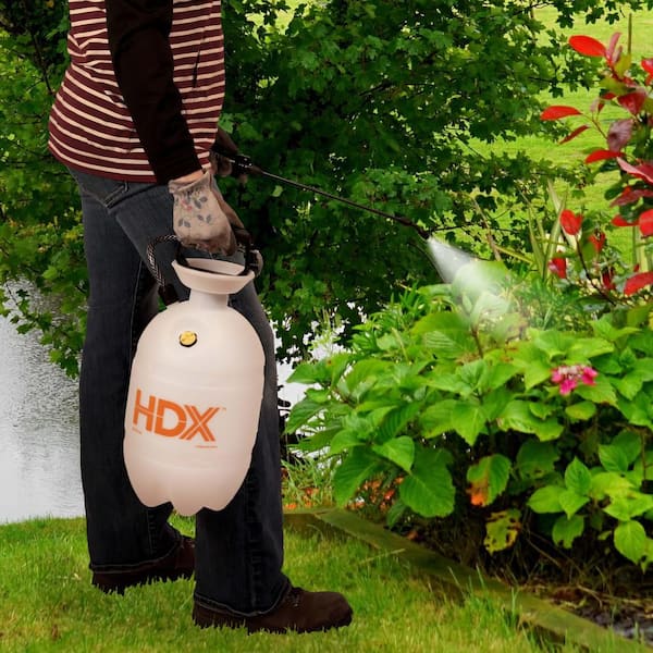 HDX 2 Gallon Multi-Purpose Lawn and Garden Pump Sprayer 1502HDXA - The Home  Depot