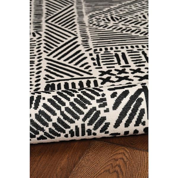 Cohen Washable Ivory/Black 5 ft. x 7 ft. Abstract Area Rug