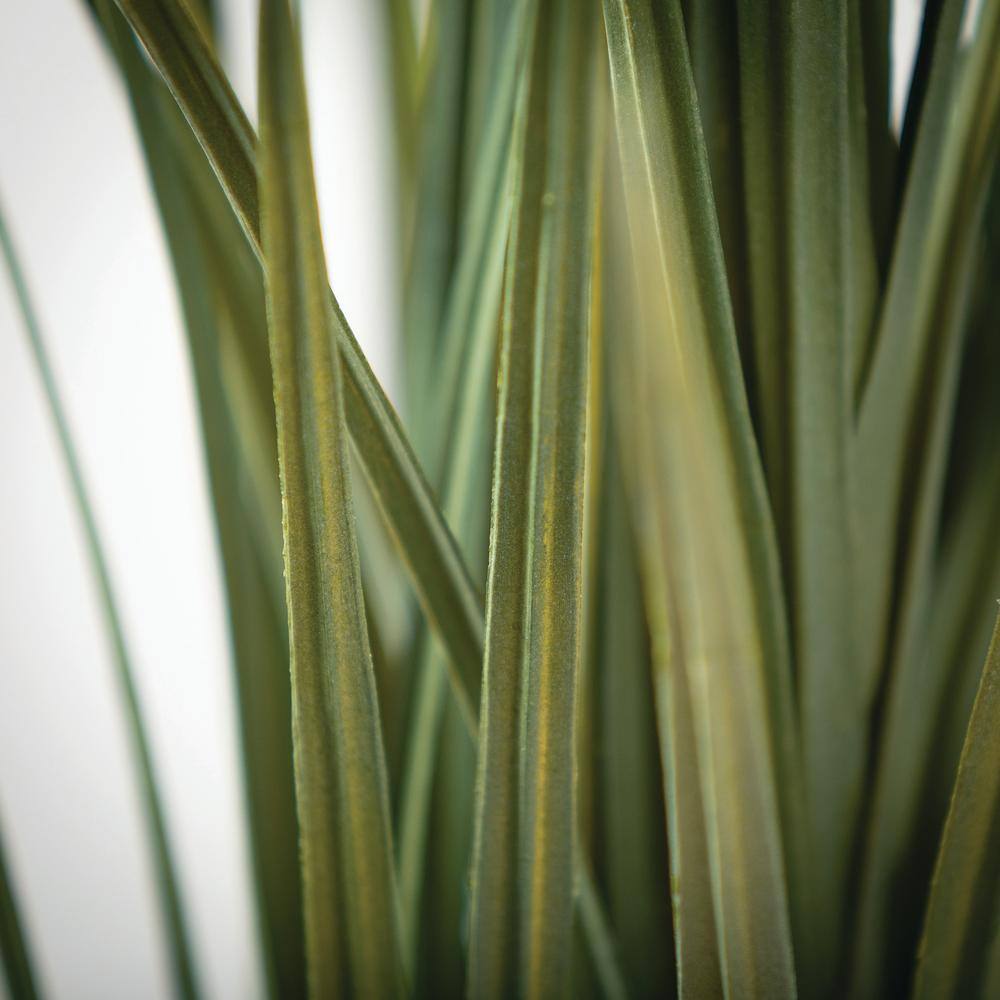 Elegant Wispy Potted Grass Decor for Outdoor Spaces, 36" Green