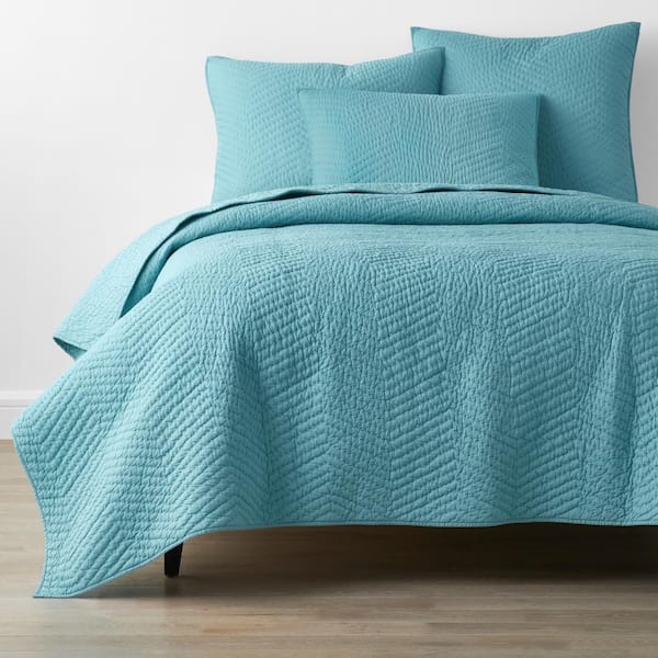 Company Cotton Voile Aqua Solid King Quilt