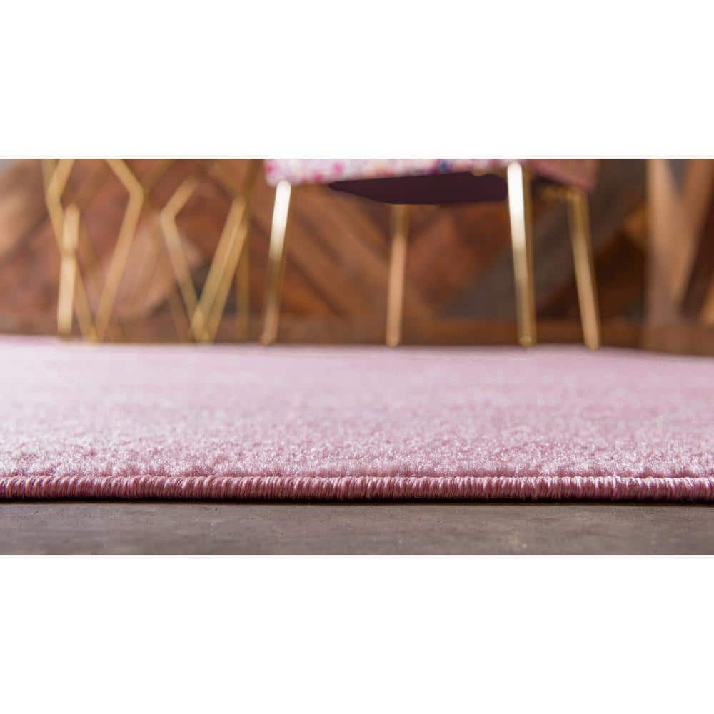 Light Pink Lattice Frieze 10' x 14' Synthetic Area Rug