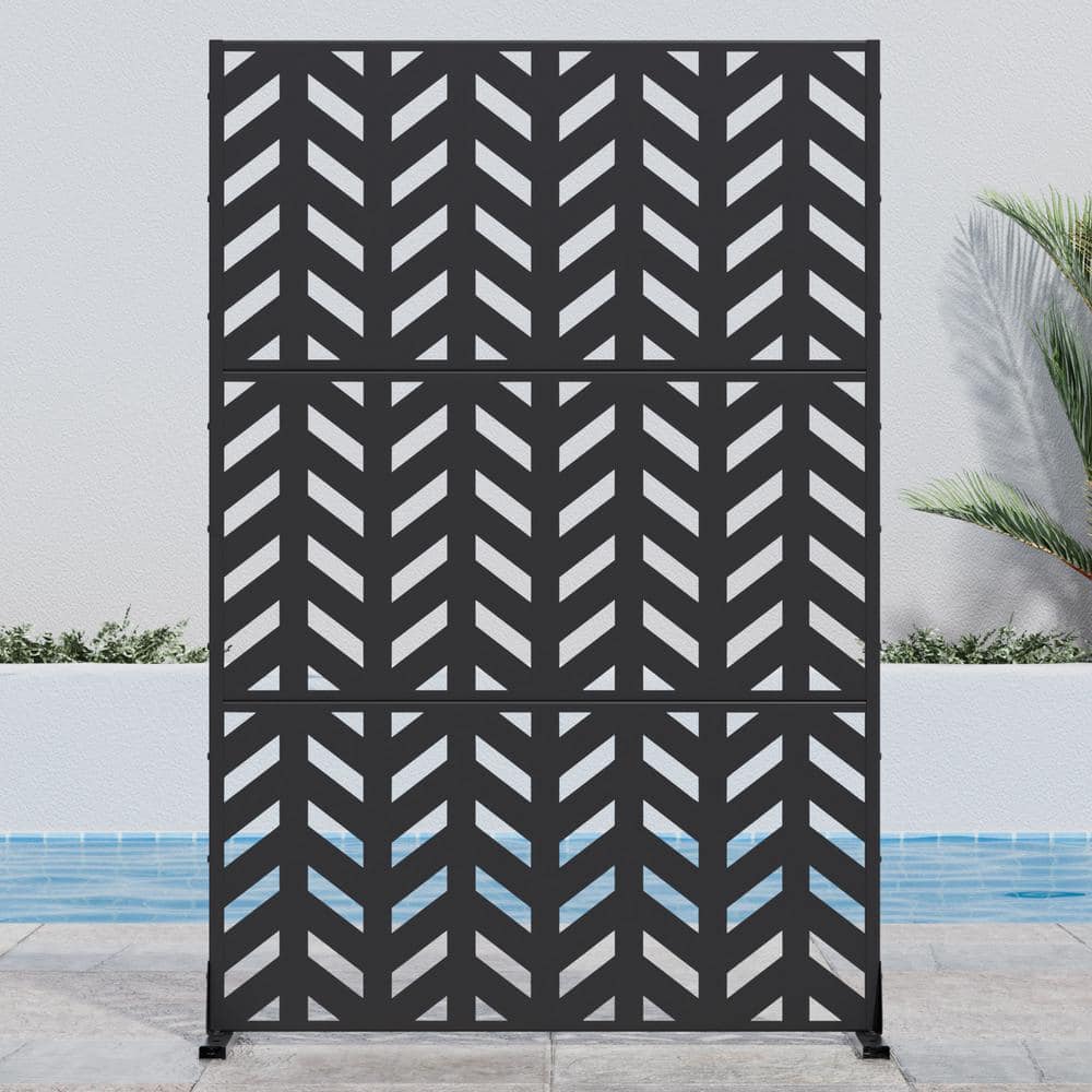 72 in. H x 47 in. W Arrow Pattern Outdoor Metal Privacy Screen Garden Fence