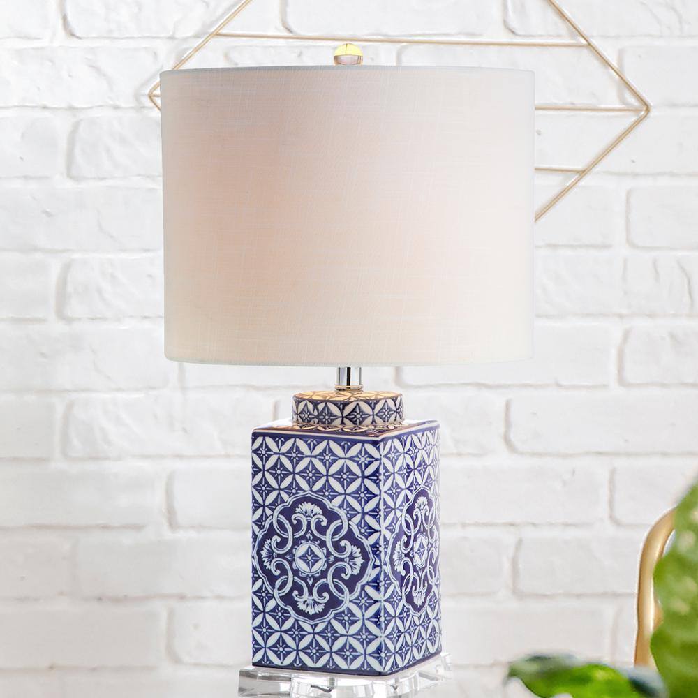 Chinoiserie Blue and White Ceramic 23" Table Lamp with Linen Shade