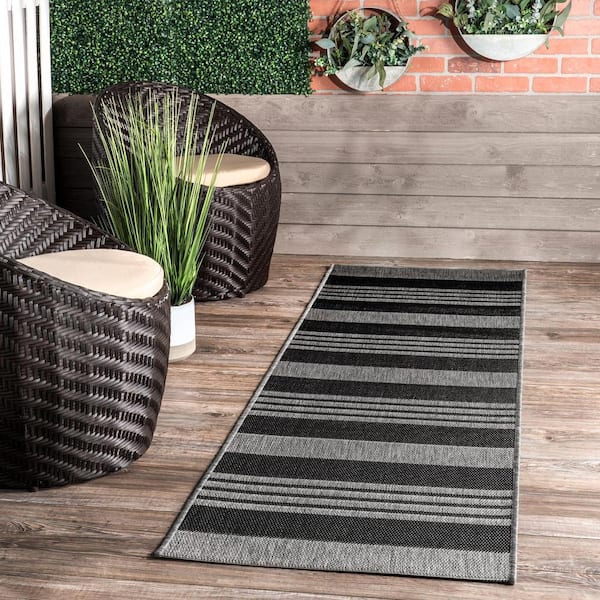 Robin Gray 2 ft. x 8 ft. Indoor/Outdoor Runner Patio Rug