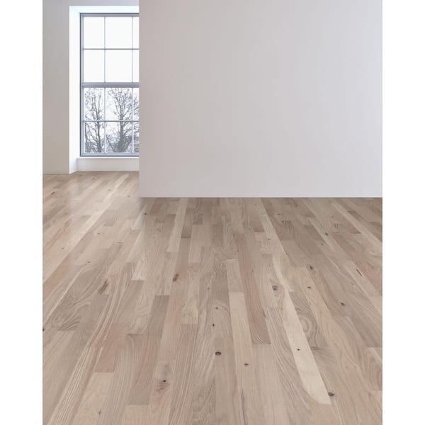 Bruce Nature of Wood Plus Cliff Gray 0.5-in T x 2-in W x 78-in L Solid Wood T-moulding