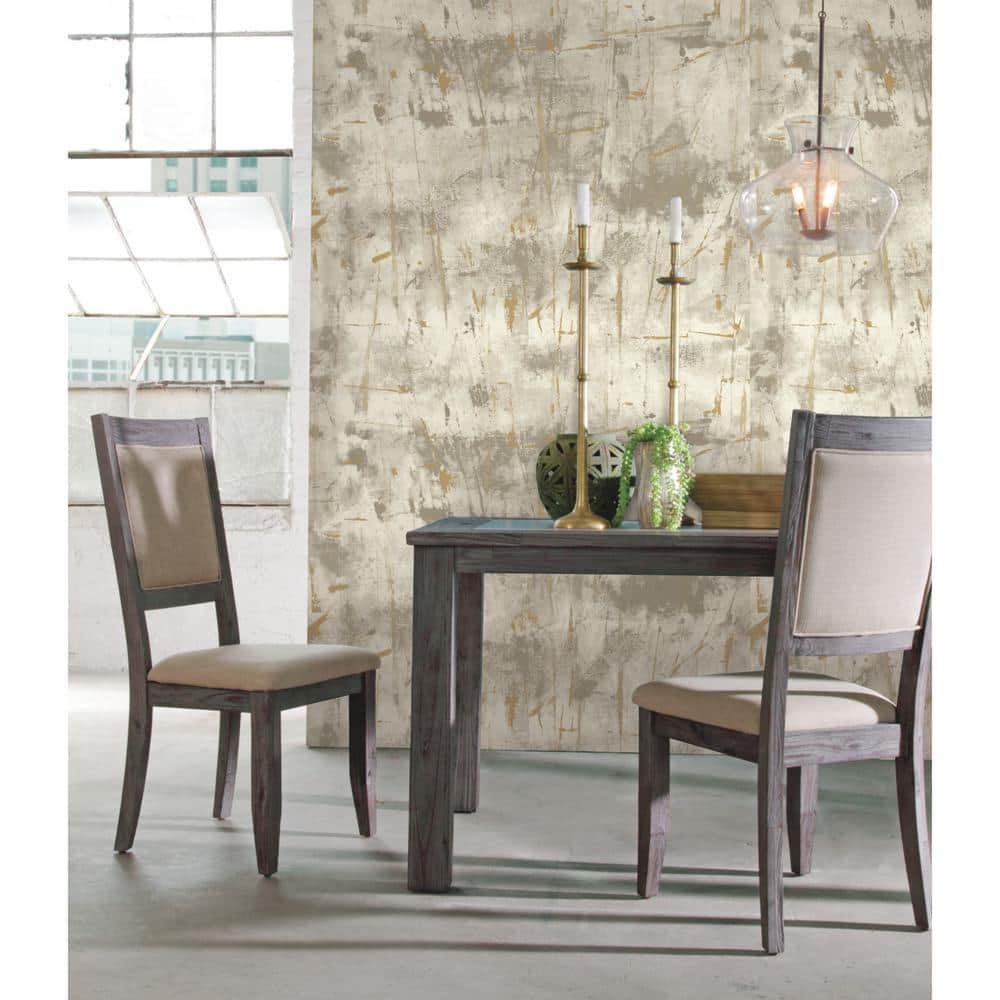 Gray Abstract Nonwoven Wallpaper with Metallic Accents