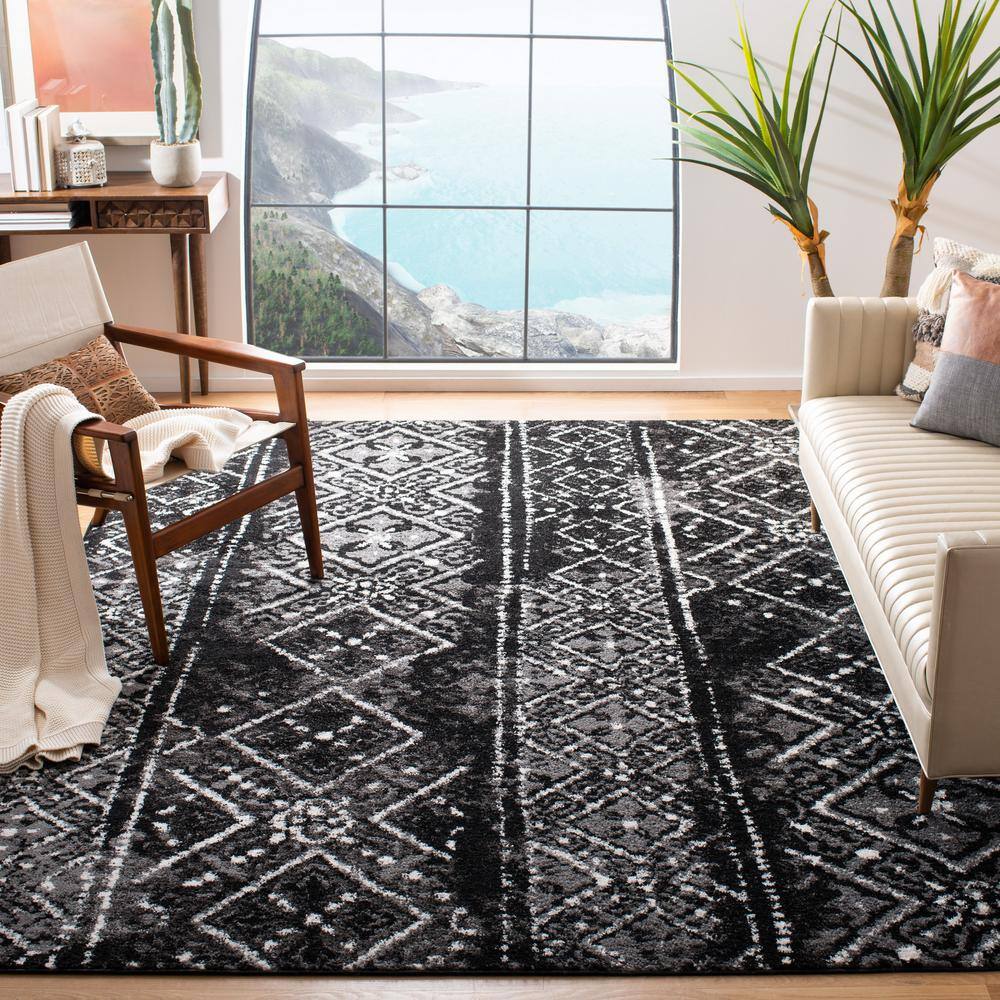 Adirondack Black and Silver 8' Square Area Rug