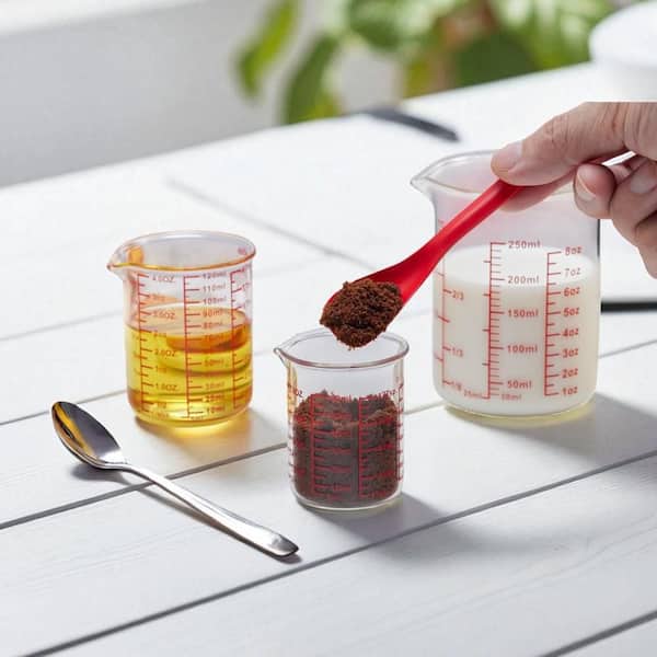 Esepony 2 oz. High Borosilicate Glass Measuring Cup and Beaker with V-Shaped Spout for Kitchen or Restaurant (2-Pack)