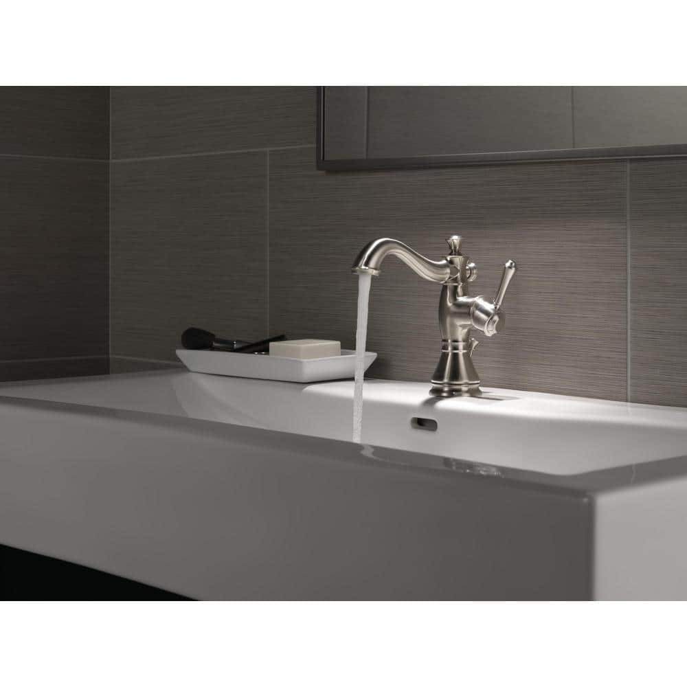 Sleek Modern Chrome Single-Hole Bathroom Faucet with WaterSense