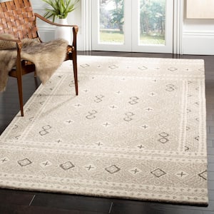 Micro-Loop Gray/Ivory 5 ft. x 8 ft. Multi-Diamond Border Area Rug