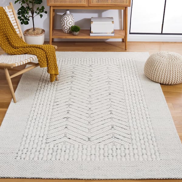 Marbella Ivory Green 6 ft. x 9 ft. Border Chevron Area Rug