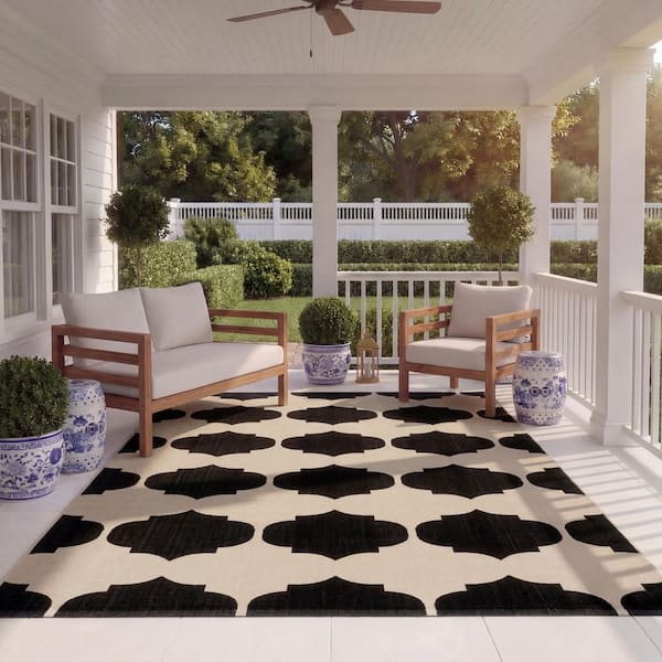 Courtyard Beige/Black 8 ft. x 11 ft. Geometric Indoor/Outdoor Patio Area Rug
