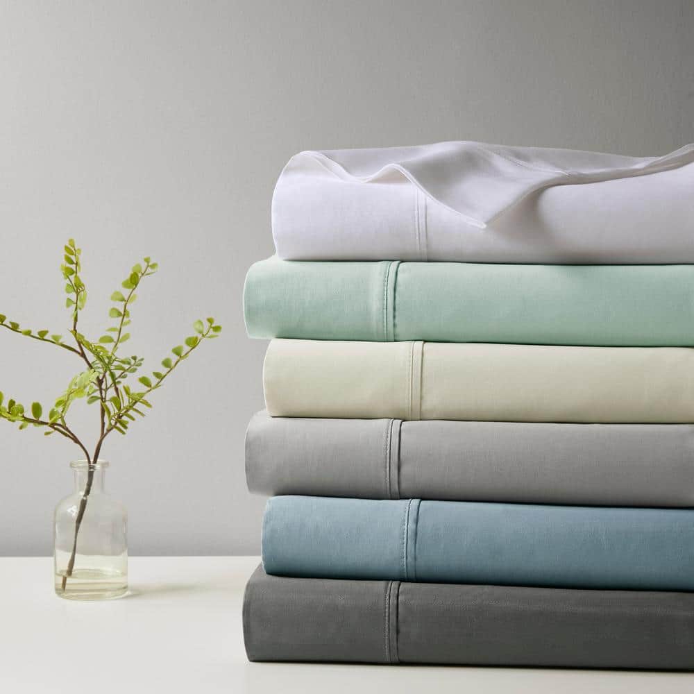 Queen White Cotton Blend Sateen 4-Piece Sheet Set