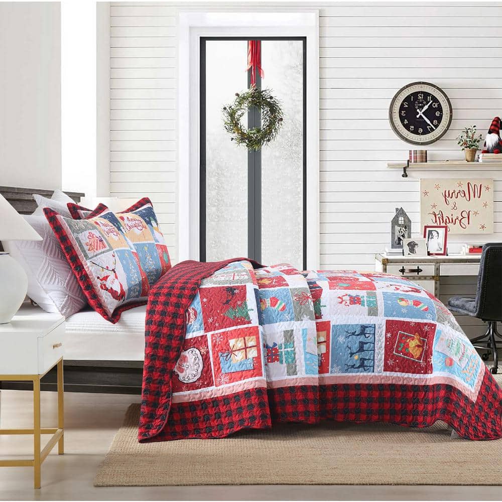 King Size Christmas Red Reversible Polyester Quilt Set