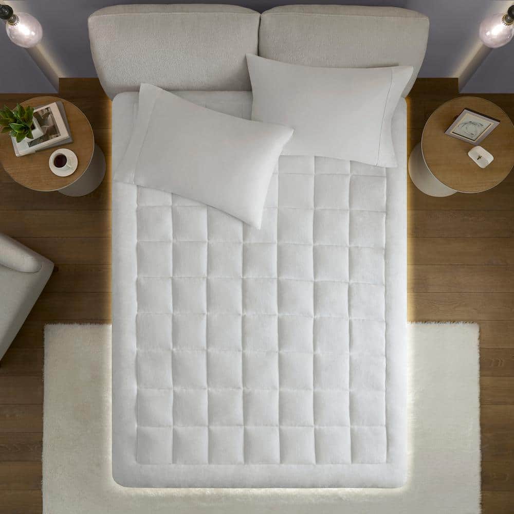 Full White Plush Down Alternative Waterproof Mattress Pad