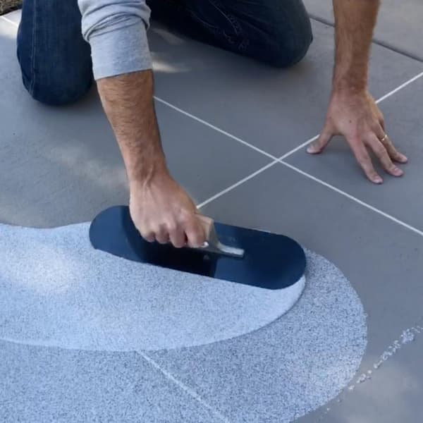 DAICH - SpreadRock Granite Stone Coating 3-gal Flint Grey Interior/Exterior