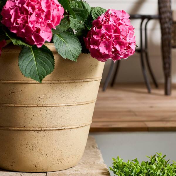 Vigoro 18 in. Sorrento Large Washed Sand Cast Stone Pot (18