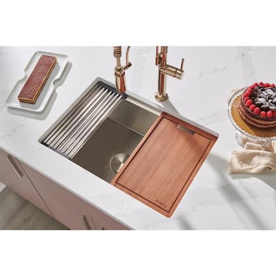 HOROW 18-Gauge Stainless Steel 30 in. Single Bowl Farmhouse Apron -Front Workstation Kitchen Sink with Cutting Board, Dry Rack, Silver