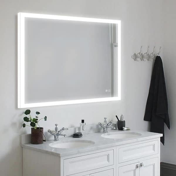 Front-Lighted LED Bathroom Vanity Mirror: 44 x 44 - Round