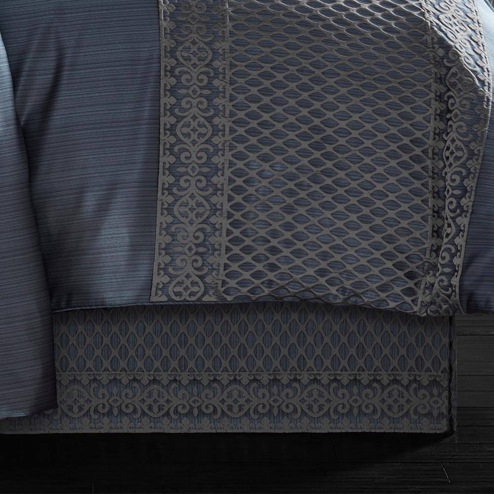 Leah Blue Microfiber King Comforter Set with Lattice Pattern