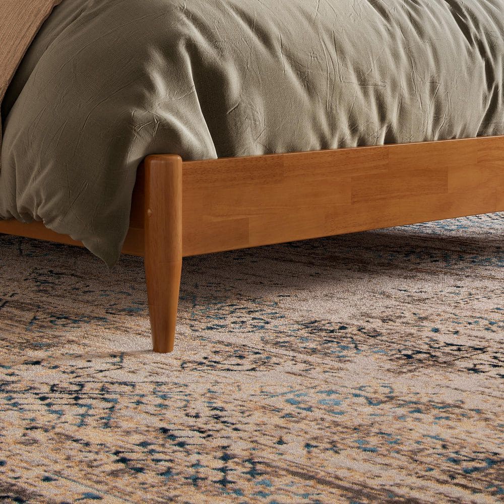 Quincy Light Toffee Queen Wood Platform Bed with Slats