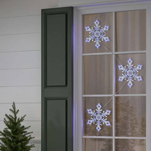 10 in Twinkling LED Snowflakes - 3 Pack L2