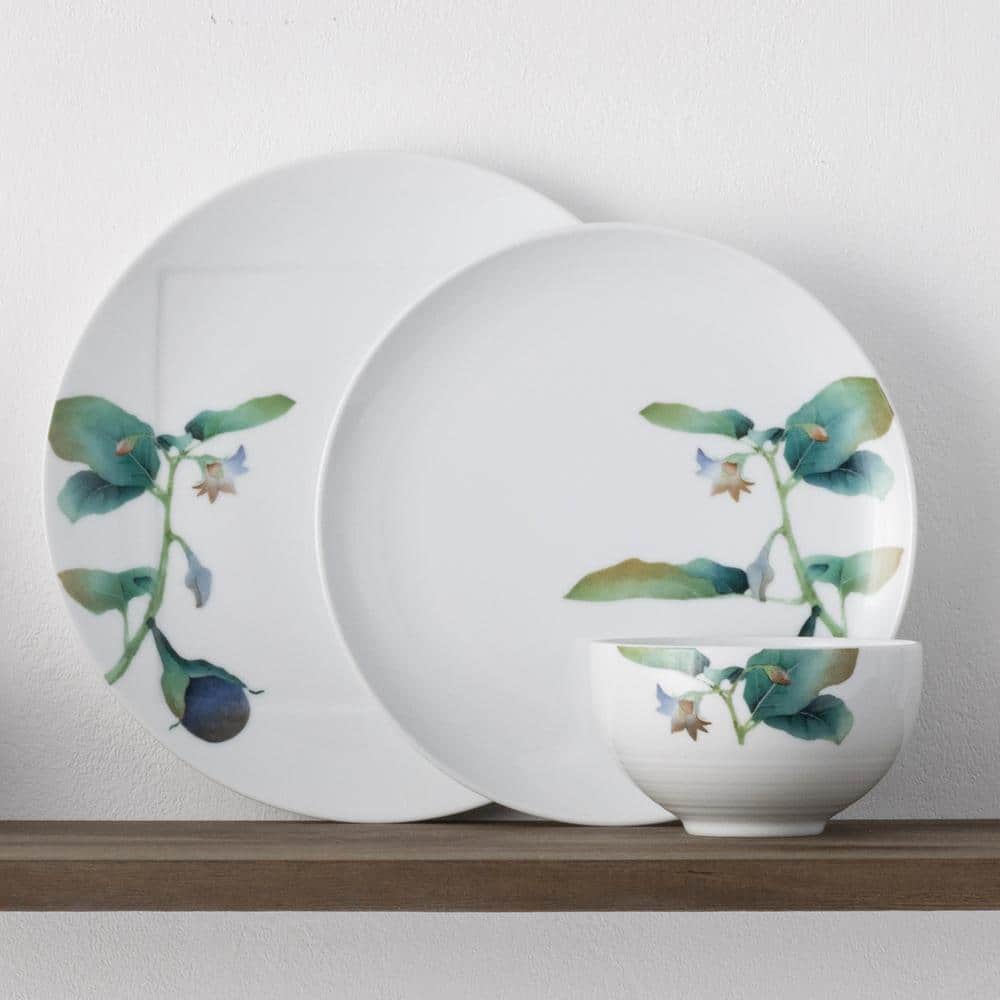 Kyoka Shunsai White Porcelain 18-Piece Dinnerware Set with Graphic Detail