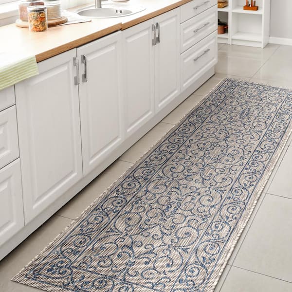 JONATHAN Y Charleston Gray/Navy 2 ft. x 10 ft. Vintage Filigree Textured Weave Indoor/Outdoor Runner Rug