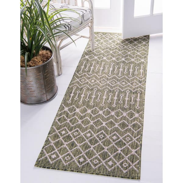 Green/Gray Tribal Trellis 2 ft. x 6 ft. Indoor/Outdoor Runner Rug