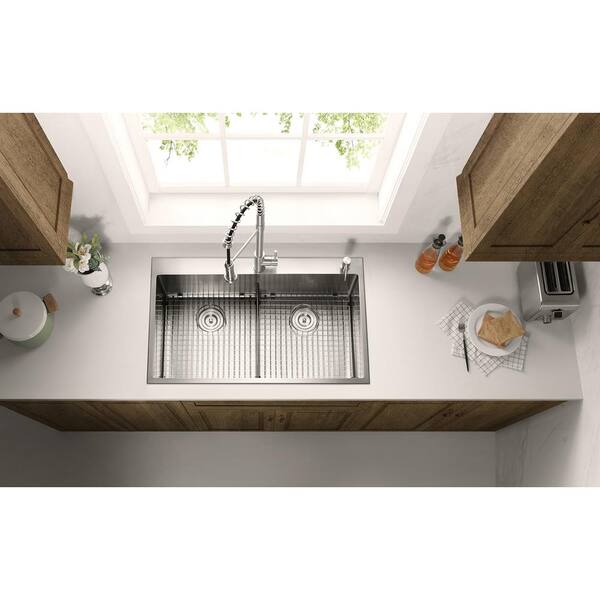 https://images.thdstatic.com/productImages/c78ef097-2f85-40af-a83c-b2fd3db2a7be/svn/stainless-steel-serene-valley-drop-in-kitchen-sinks-ddg3622r-66_600.jpg