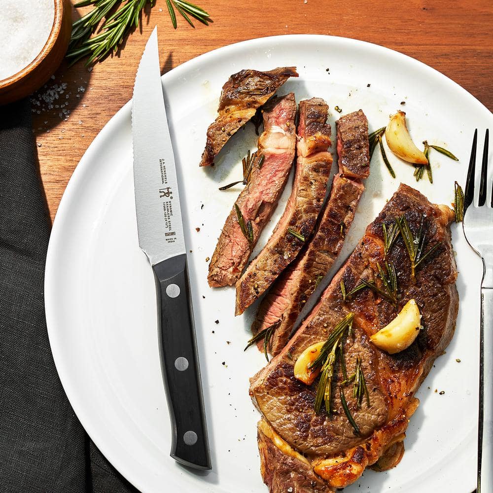 HENCKELS HENCKELS Dynamic 8-Piece Steak Knife Set
