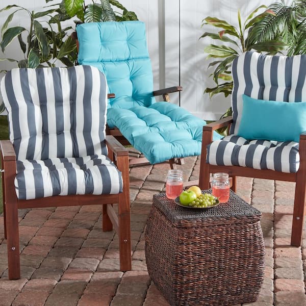 https://images.thdstatic.com/productImages/c7a40938-3ff4-46f8-ac50-4f32100a80ad/svn/greendale-home-fashions-outdoor-dining-chair-cushions-oc6815s2-canopy-gray-31_600.jpg