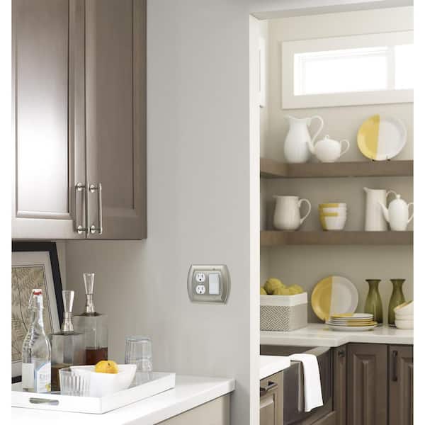 Sea Grass 5-1/16 in. (128mm) Traditional Satin Nickel Bar Cabinet Pull