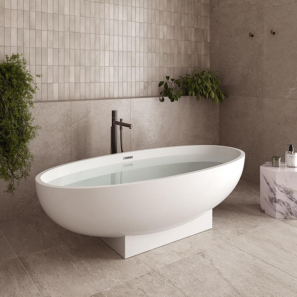 67" White Fiberglass Clawfoot Soaking Bathtub