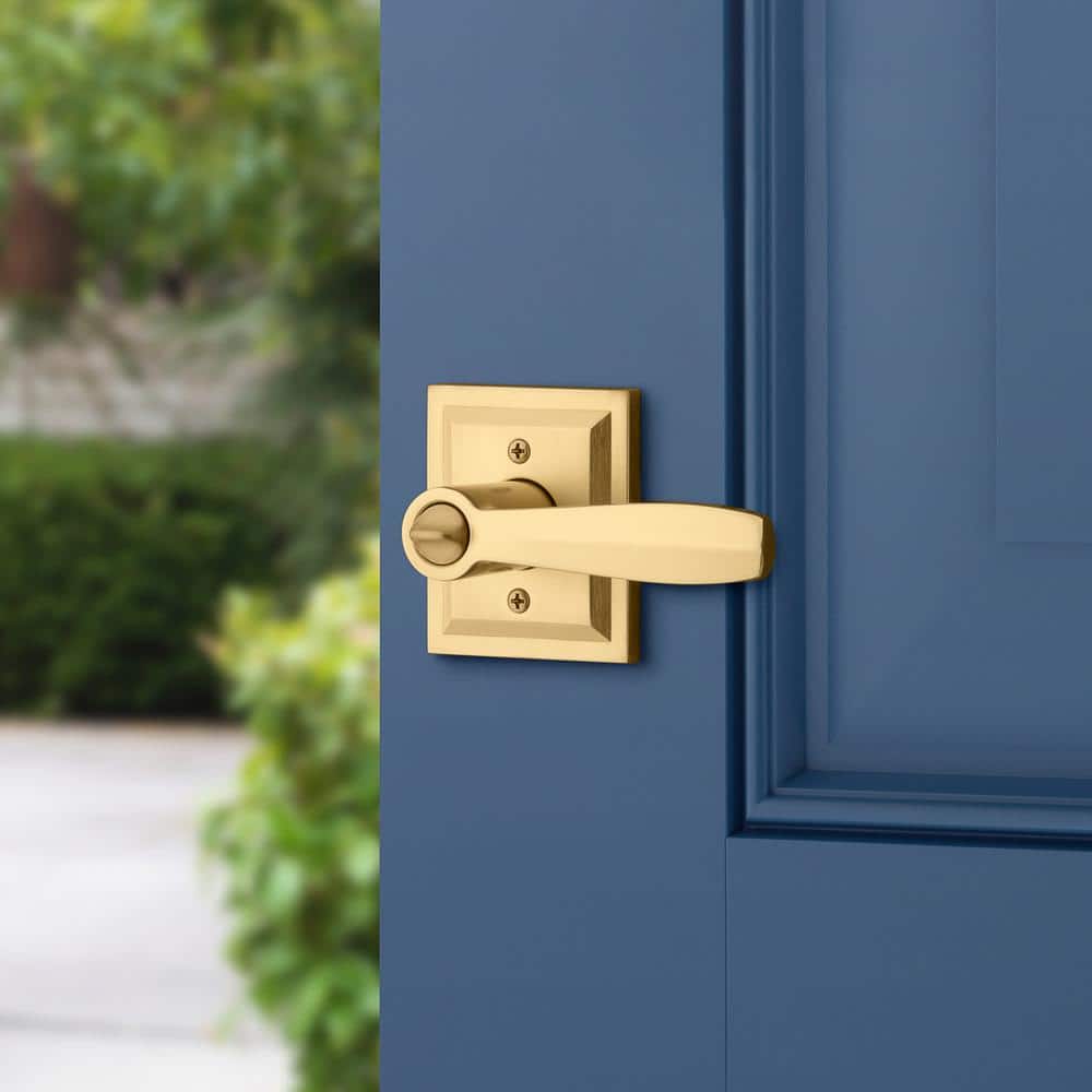 Satin Brass Square Backplate Keyed Entry Door Lever