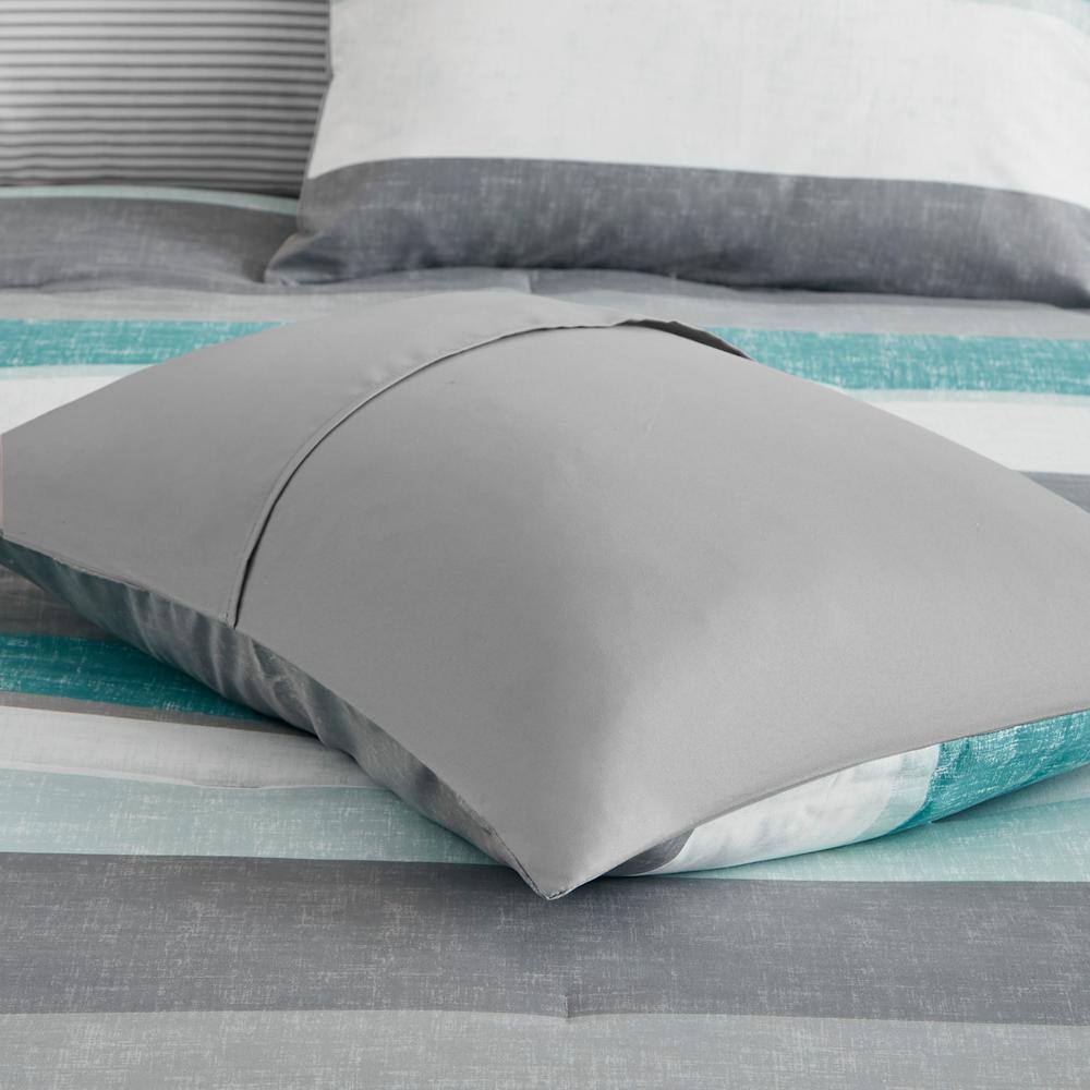 Aqua and Grey Reversible Microfiber Full Bedding Set