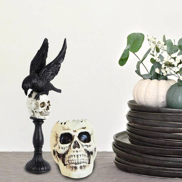 https://images.thdstatic.com/productImages/c7e8b5e4-9da2-482c-bcda-0f09d7f75321/svn/seasonal-abode-inc-halloween-props-hey163-31_600.jpg