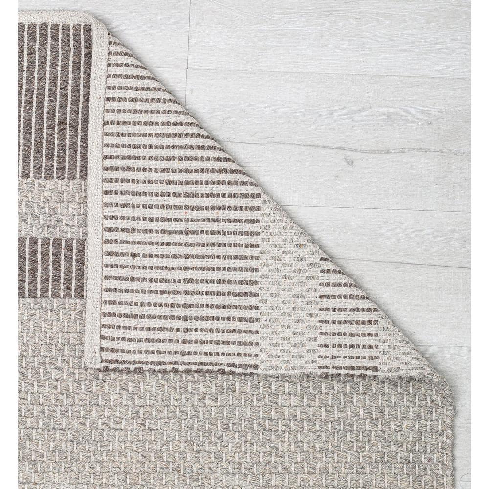 Gray and Taupe Handwoven Wool Cotton Stripe Area Rug 5' x 7'