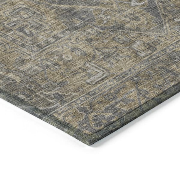 Chantille ACN571 Chocolate 8 ft. x 8 ft. Round Machine Washable Indoor/Outdoor Geometric Area Rug