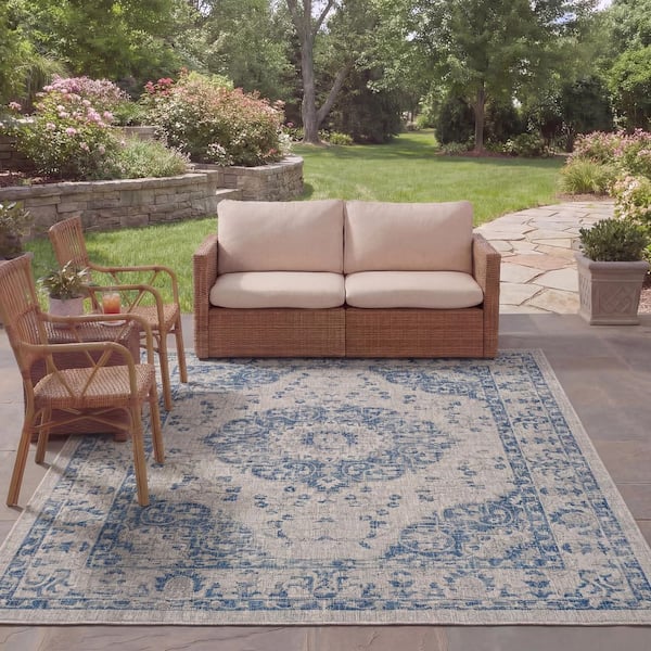 Courtyard 8 ft. x 10 ft. Gray/Navy Traditional Medallion Floral Indoor/Outdoor Area Rug