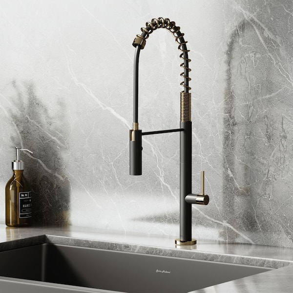Swiss Madison Chalet Single Handle Pull Down Sprayer Kitchen Faucet in Brushed Gold