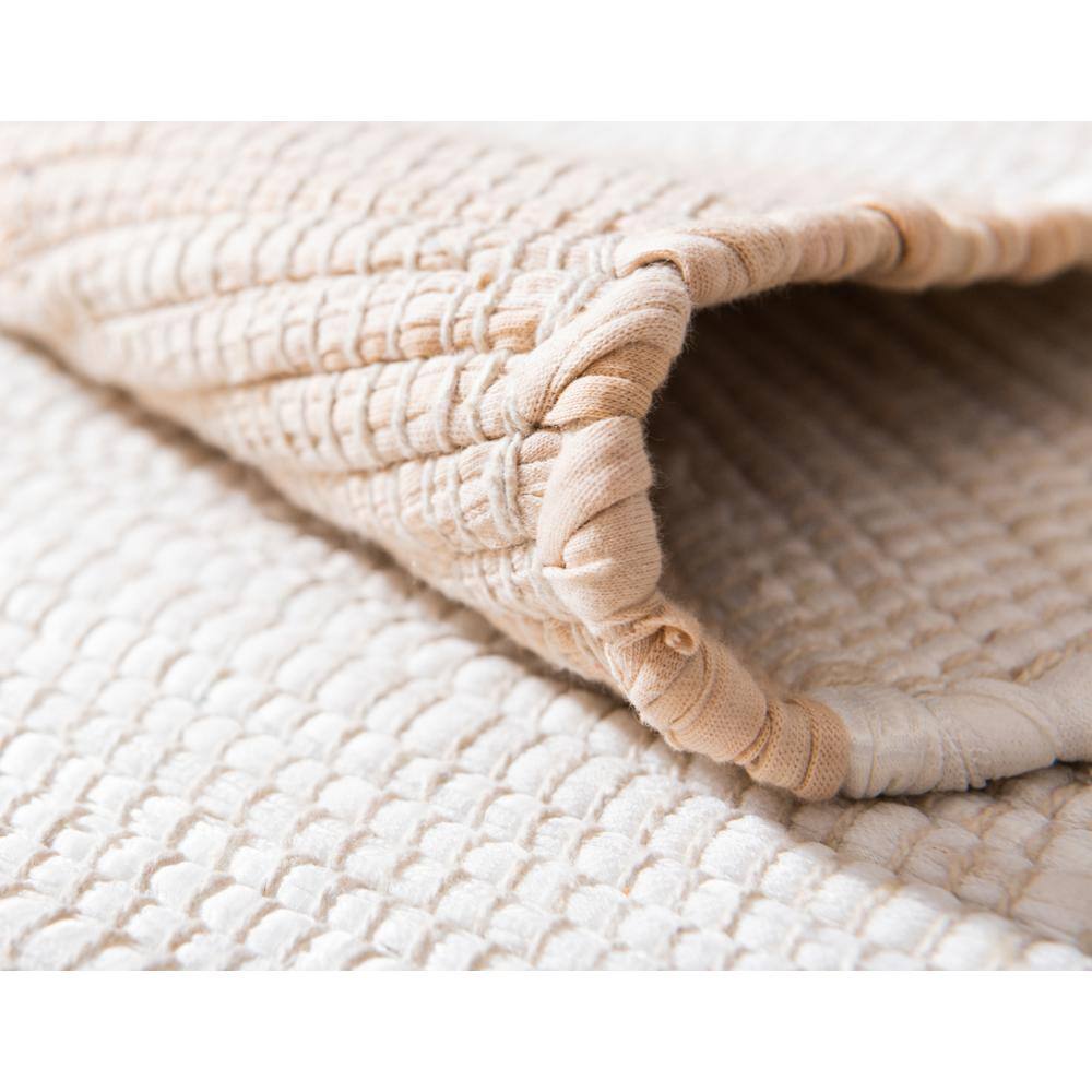 Handwoven Beige Braided Stripe Indoor Rug 6' x 9' - Earthy Easy Care