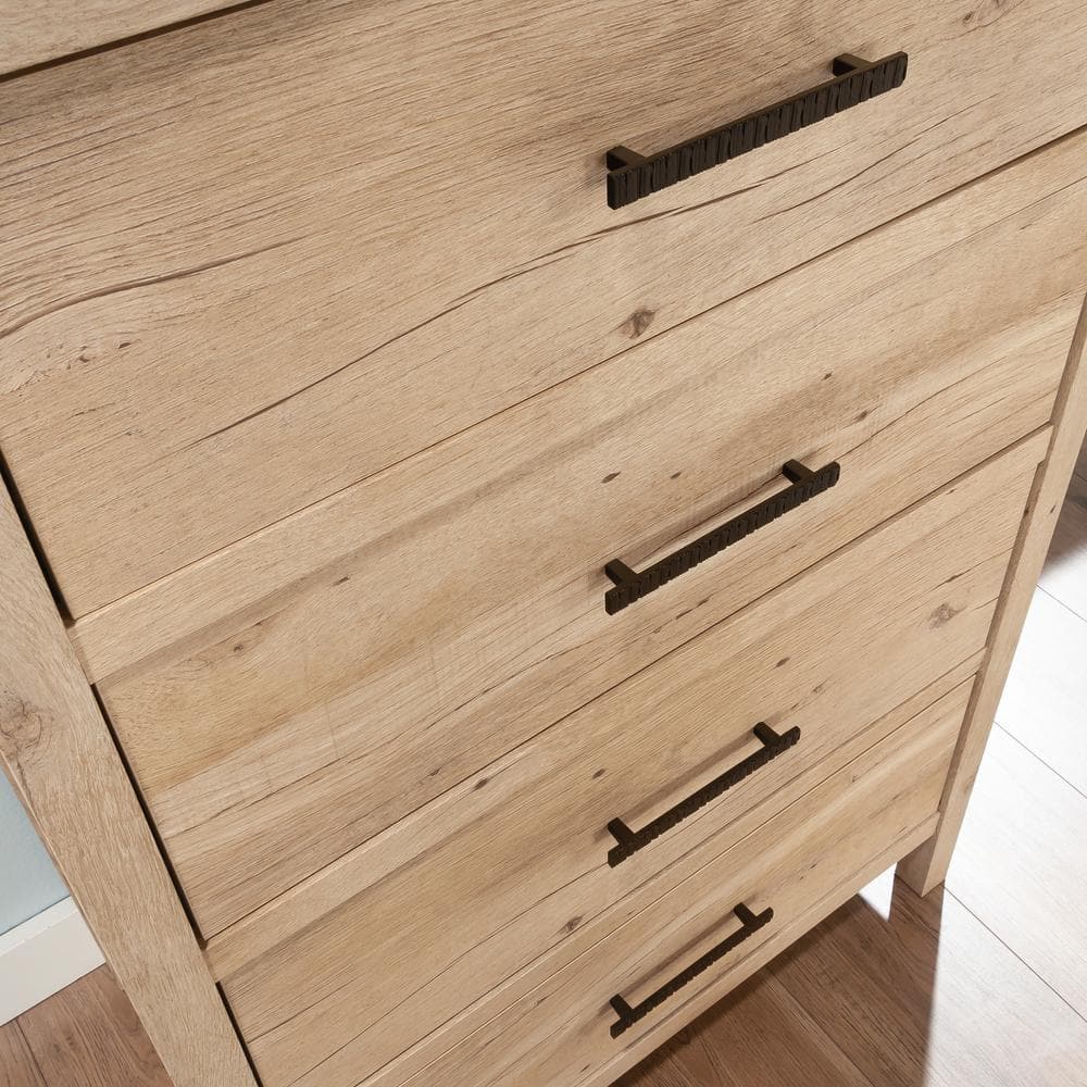 Prime Oak 4-Drawer Brown Bedroom Dresser